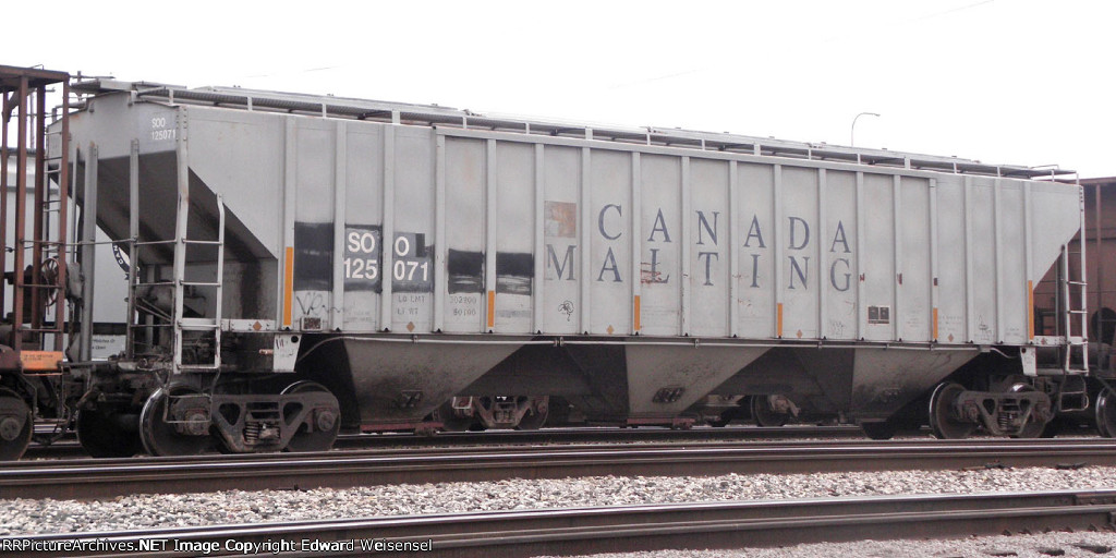 Hmmm - first one I’ve spotted with this lettering